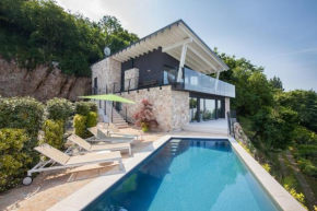 Only Adult Villa Montelago With Pool San Zeno Di Montagna